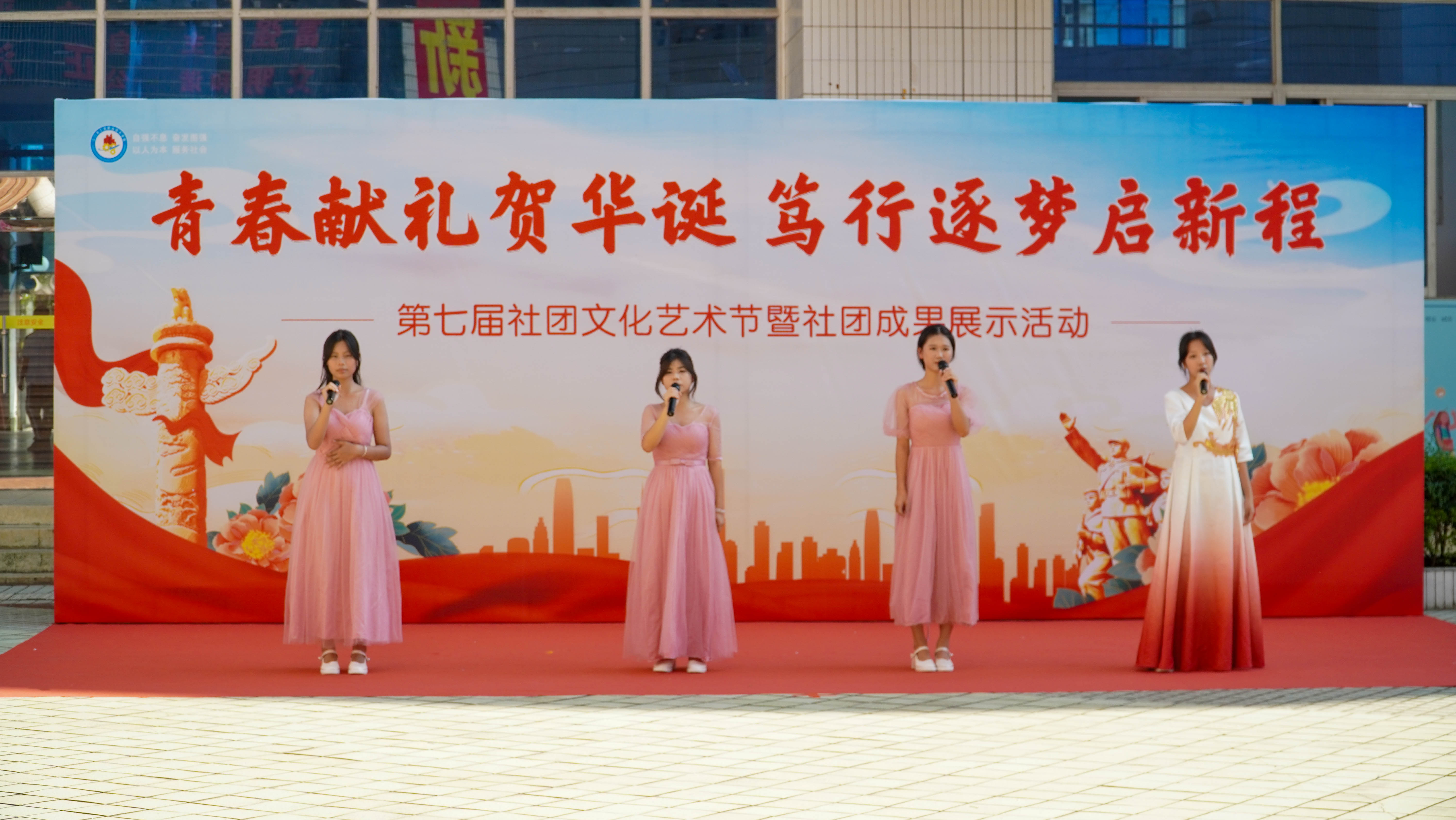 DSC03702.jpg